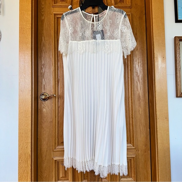 Twin-Set Milano lace top pleated dress tunic size S (42 European) 100% polyester - Picture 3 of 12